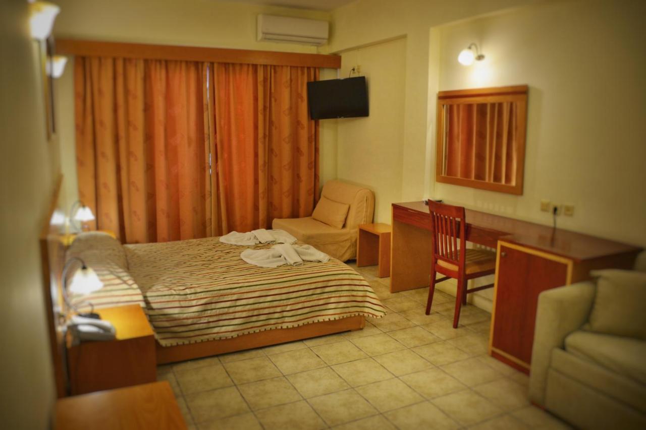 Corfu Hellinis Hotel 卡诺尼 外观 照片