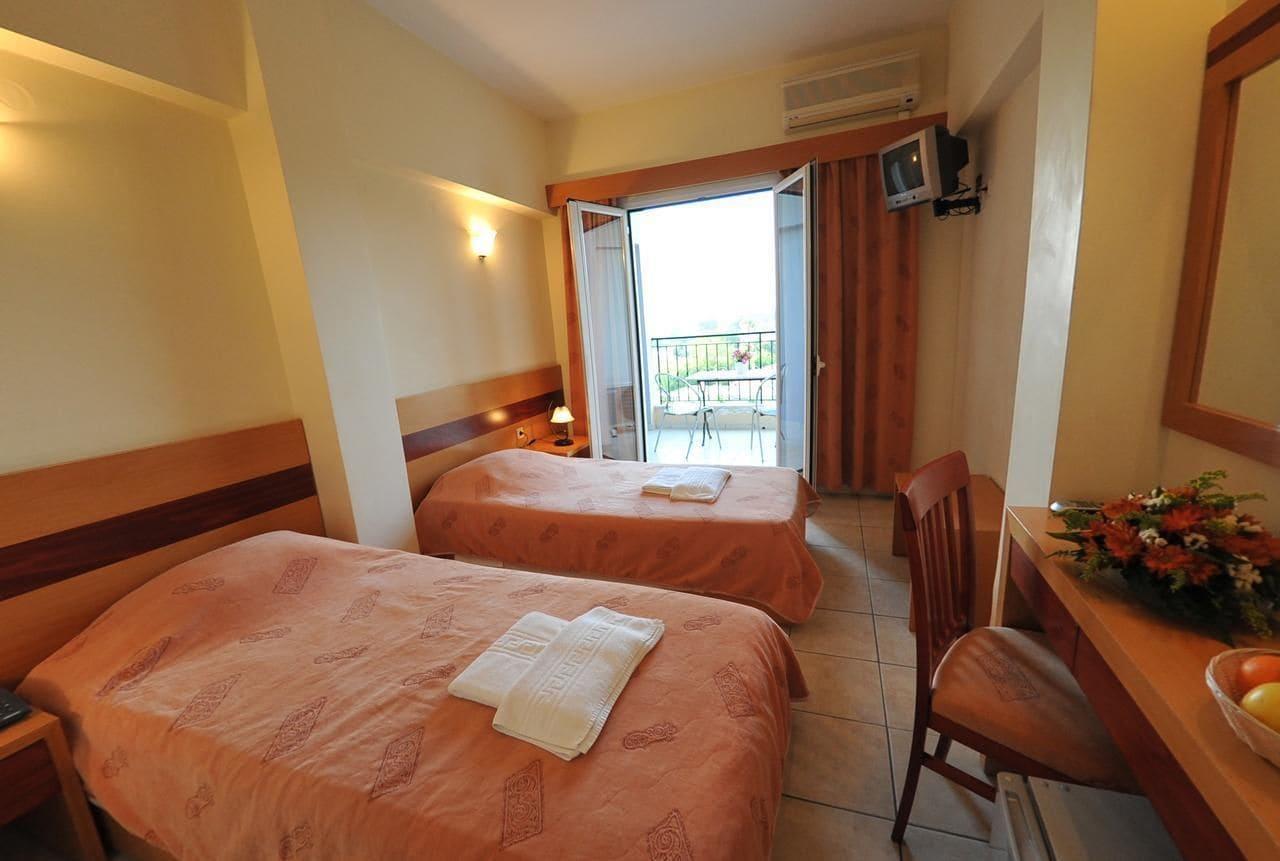 Corfu Hellinis Hotel 卡诺尼 外观 照片