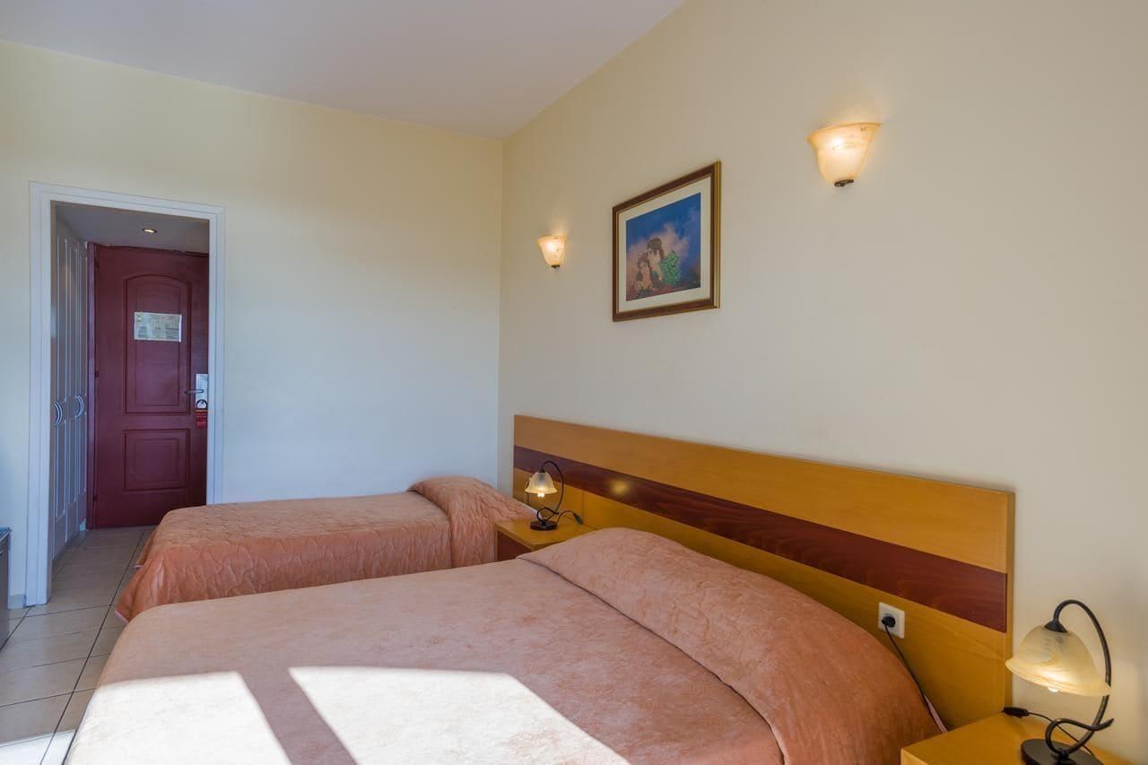 Corfu Hellinis Hotel 卡诺尼 外观 照片