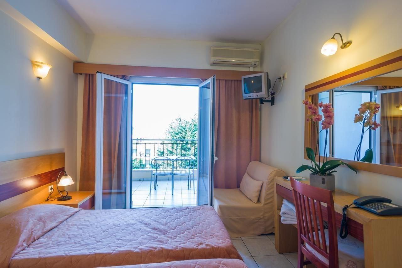 Corfu Hellinis Hotel 卡诺尼 外观 照片