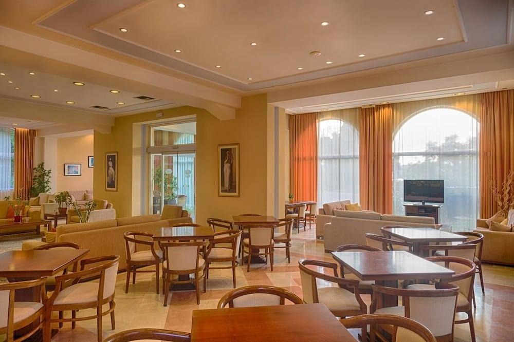 Corfu Hellinis Hotel 卡诺尼 外观 照片